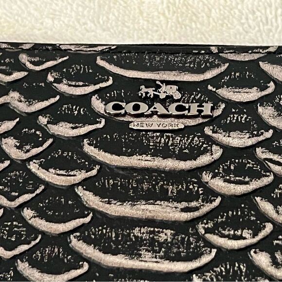 NEW UNUSED COACH ACCORDION ZIP WALLET IN EXOTIC EMBOSSED GUNMETAL LEATHER - Picture 3 of 5